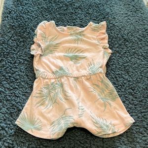 Grayson romper size 6-9M